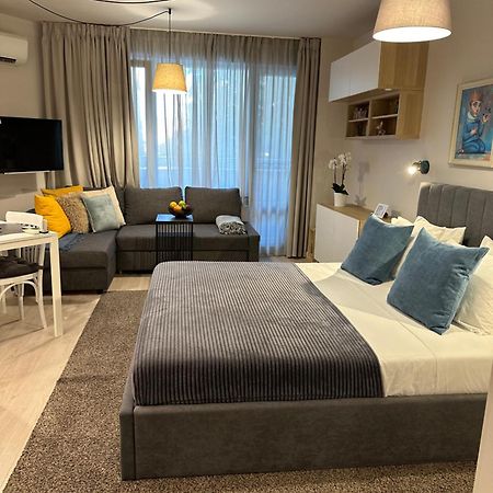 Serenity Studio Burgas Luaran gambar