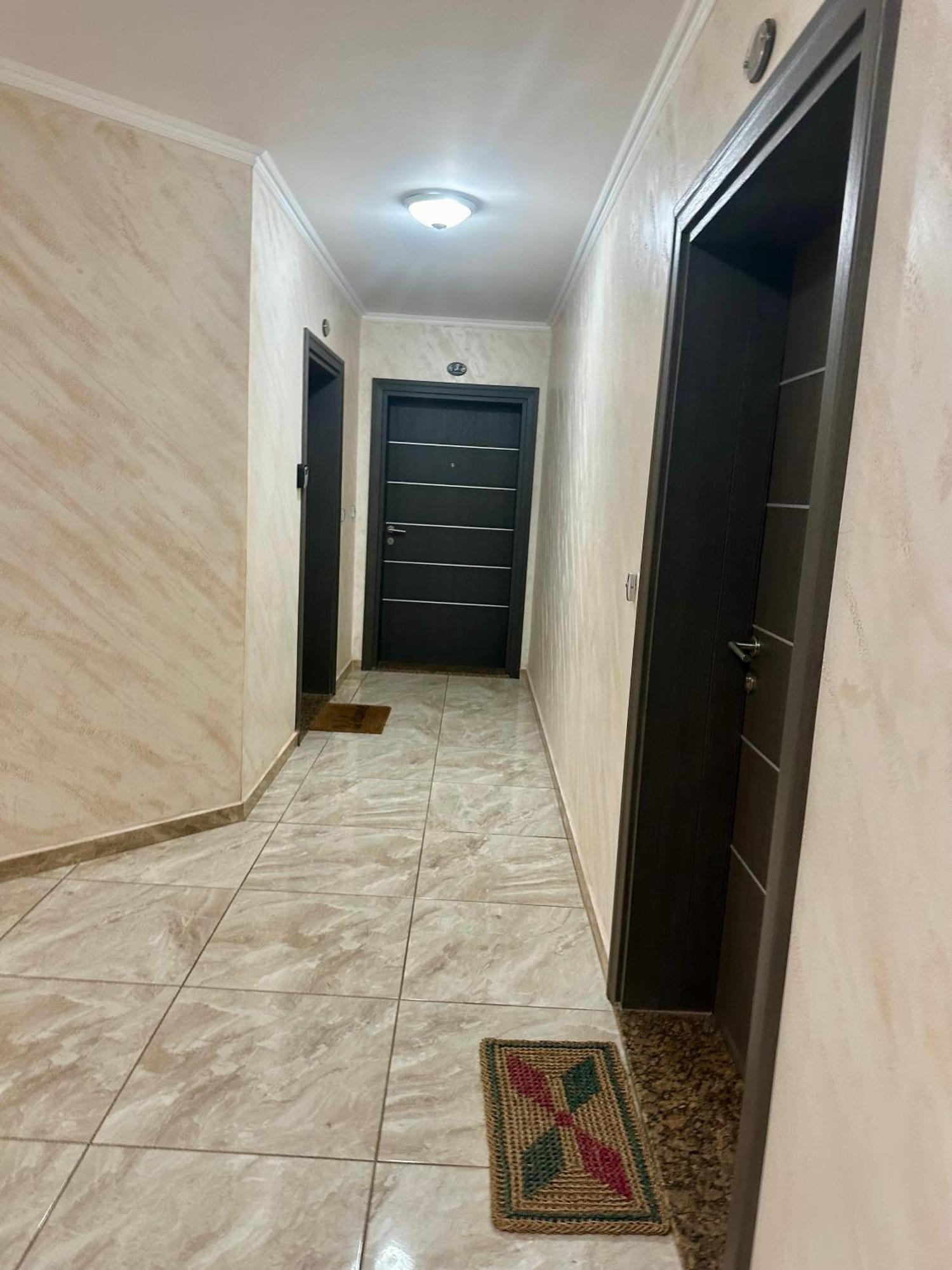 Serenity Studio Burgas Luaran gambar